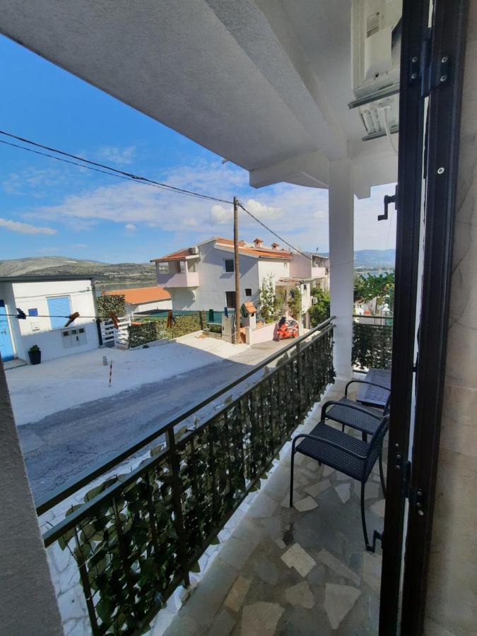Apartments Bagaric Trogir Bagian luar foto