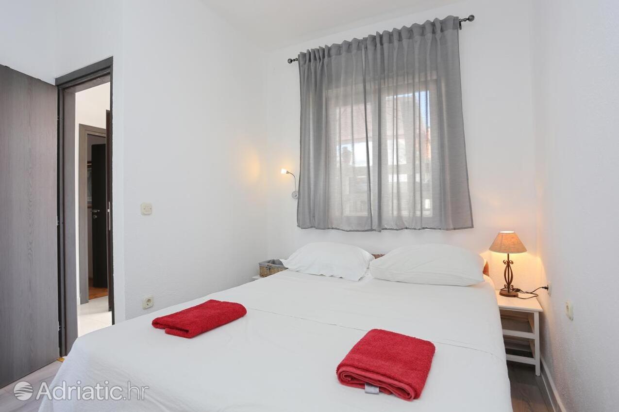 Apartments Bagaric Trogir Bagian luar foto