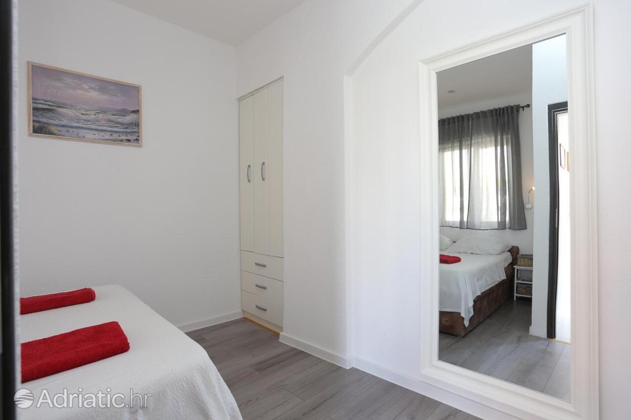 Apartments Bagaric Trogir Bagian luar foto