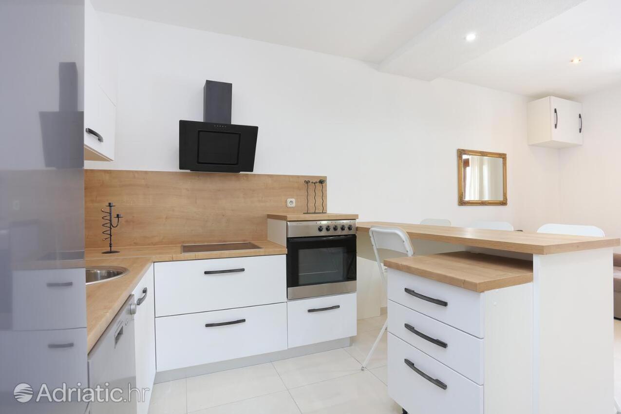 Apartments Bagaric Trogir Bagian luar foto