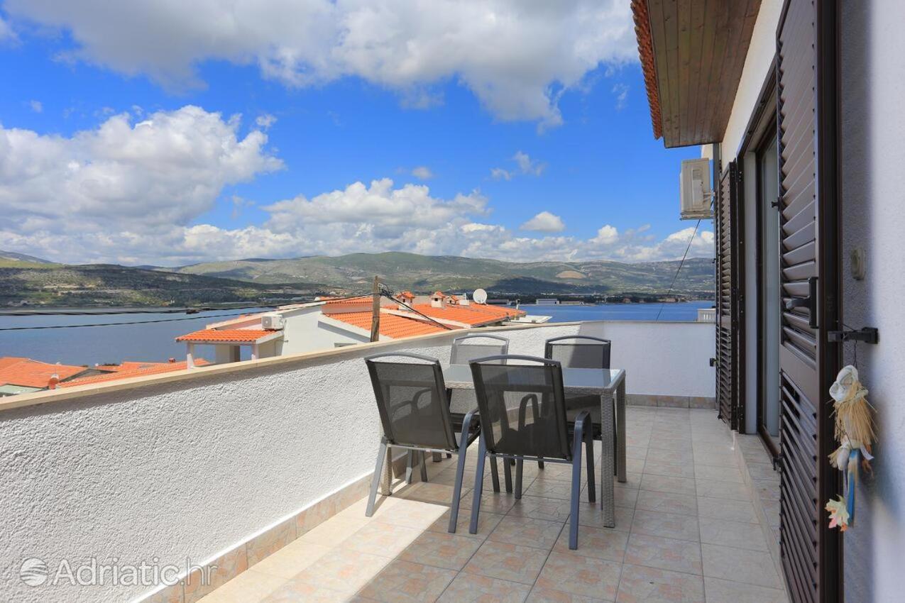 Apartments Bagaric Trogir Bagian luar foto