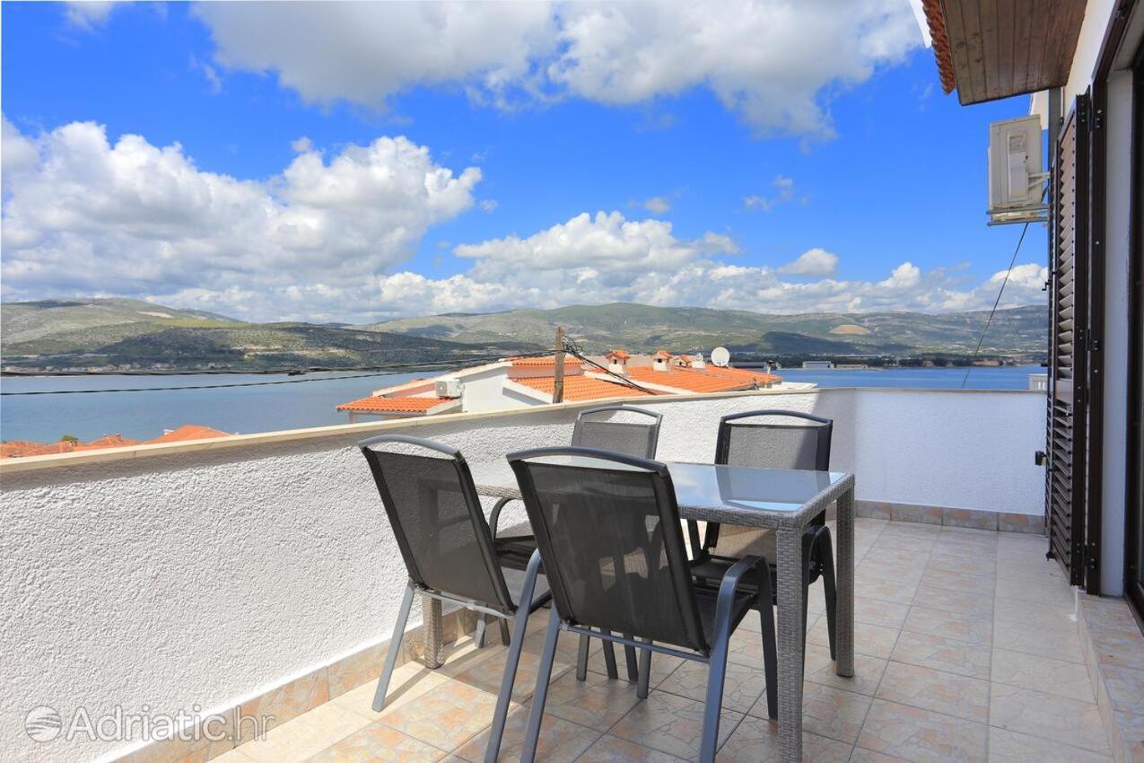 Apartments Bagaric Trogir Bagian luar foto