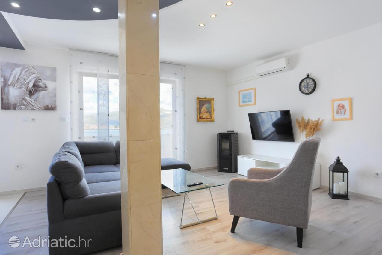 Apartments Bagaric Trogir Bagian luar foto