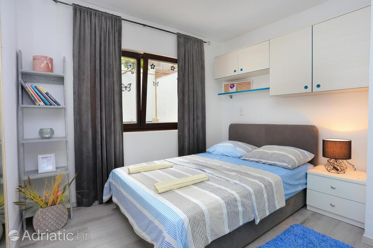 Apartments Bagaric Trogir Bagian luar foto