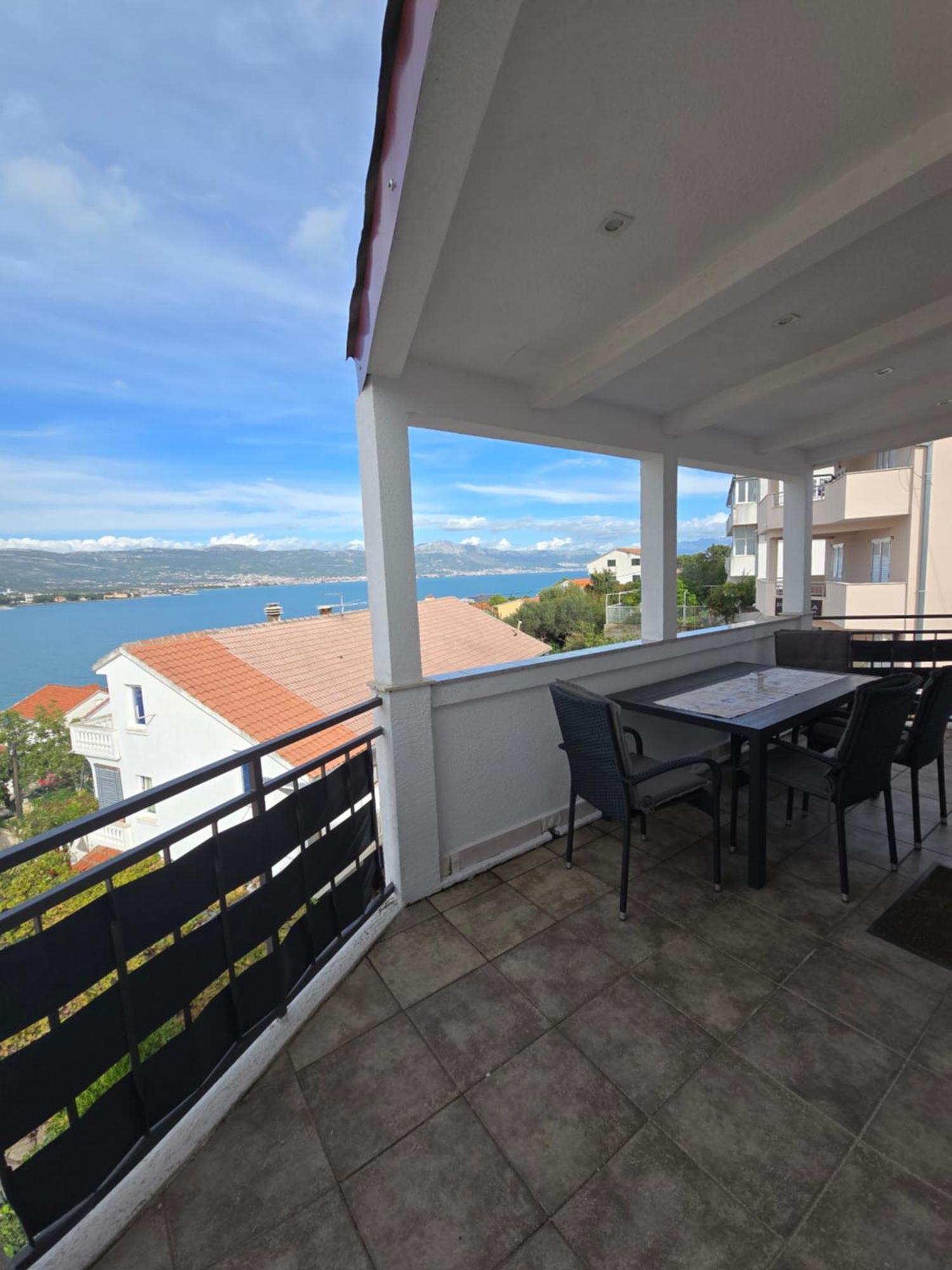 Apartments Bagaric Trogir Bagian luar foto